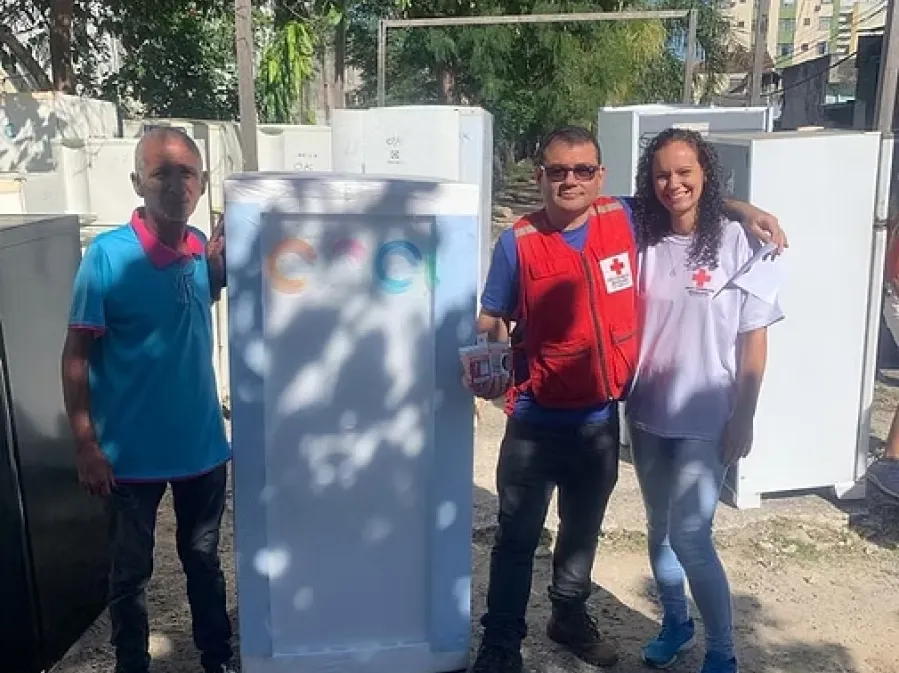 Troca de Geladeira usada por geladeira nova.
